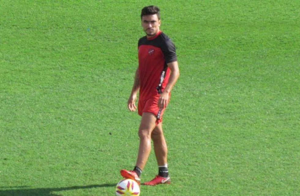 Se retiró el futbolista entrerriano Bruno Urribarri