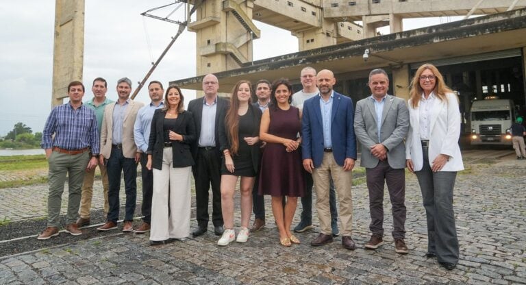 Tucumán y Santa Fe proyectan un esquema conjunto de cooperación portuaria y comercial para la campaña 2026.