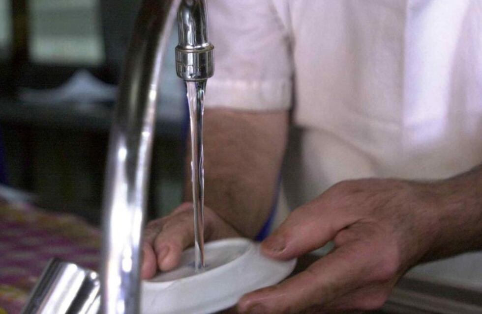 Prevención y análisis de la red domiciliaria de agua de los barrios Benito Machado, Canadiense y Florentino