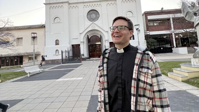 Pablo Jesús Panozzo Zénere, sacerdote de la Iglesia Católica.