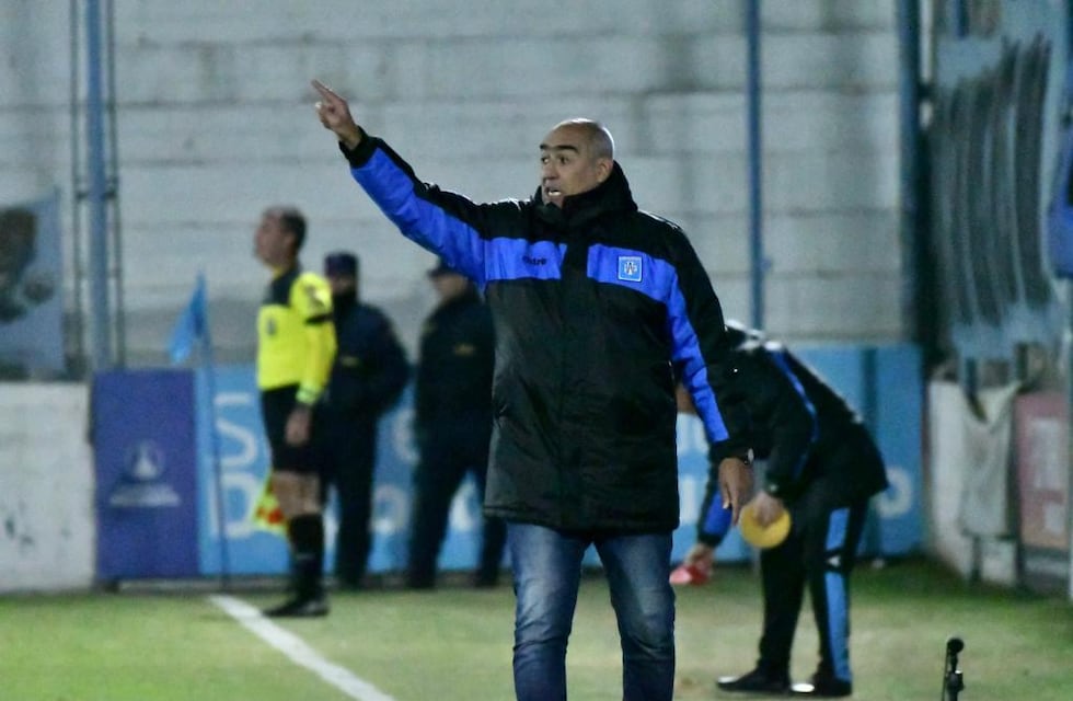 Estudiantes de Río Cuarto rescató un empate en la visita al puntero Agropecuario