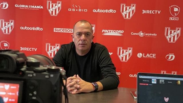 Marcelo Vázquez, el nuevo DT de Instituto, en su primera conferencia de prensa. (Gentileza Prensa Instituto).