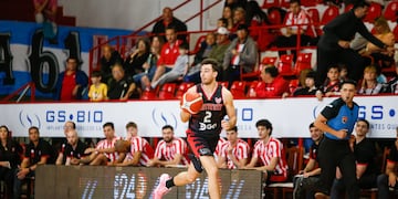 Mateo Chiarini, en otra victoria de Instituto. Ganó nueve de 10 partidos (Foto: Prensa IACC).