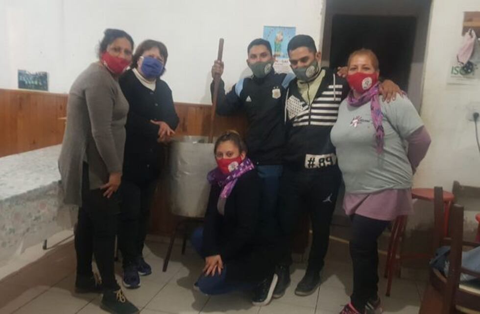 Un comedor de barrio Acosta pide gas natural para seguir alimentando familias