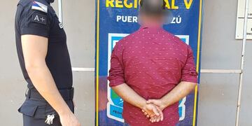 Agredió físicamente y amenazó con un arma a una mujer y terminó detenido.