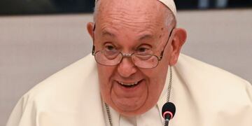 El Papa Francisco pasó otra “noche tranquila” y agradeció por los mensajes de apoyo: qué dice el nuevo parte médico