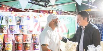 Río Grande: Pérez acompañó a los expositores en el Mercado Navideño