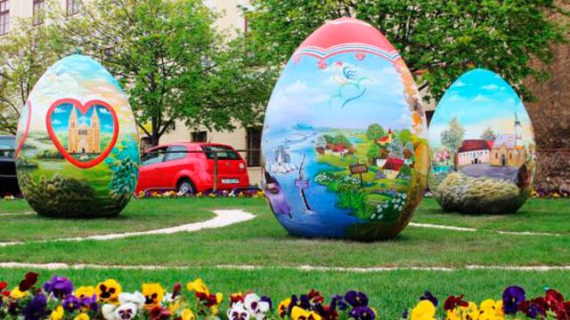 Croacia se llena de huevos de Pascua gigantes pintados para Semana Santa