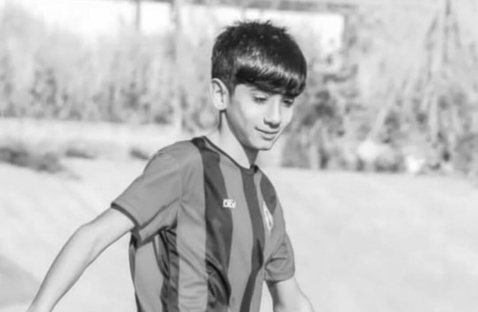 La sentida despedida para el niño de 13 años que murió jugando al fútbol en Córdoba: “Imborrable”