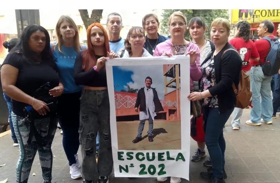 Eldorado: familiares y amigos del docente desaparecido marcharon pidiendo continuar con la investigación