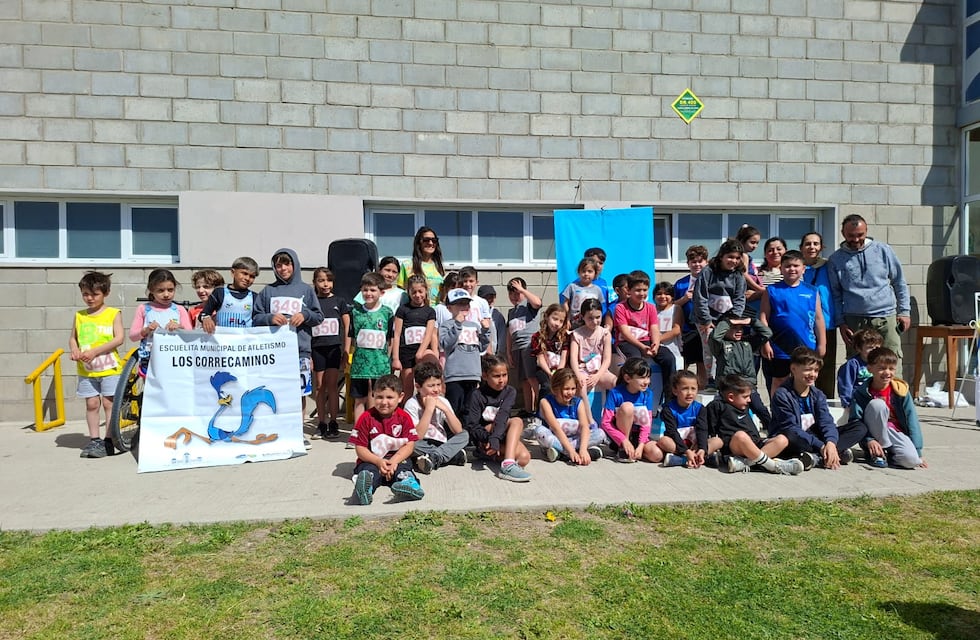 Tres Arroyos: Festival de Atletismo Infantil en el Polideportivo Municipal