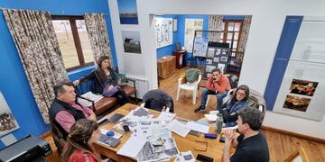 Ushuaia: finalizó el taller “Repensar el Archivo de Malvinas” en el Espacio Pensar Malvinas