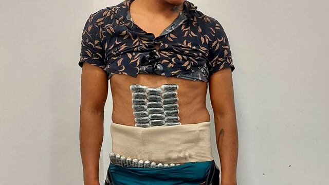 Uno de los tres detenidos en el aeropuerto de Jujuy cuando estaban próximos a embarcar un vuelo con destino a Buenos Aires llevando cocaína en sus cuerpos.