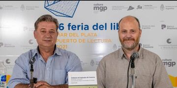 El libro cuenta la historia del Sindicato de Empleados de Comercio de Mar del Plata y Zona Atlántica, relatada por dirigentes mercantiles y el trabajo de la UNMdP.