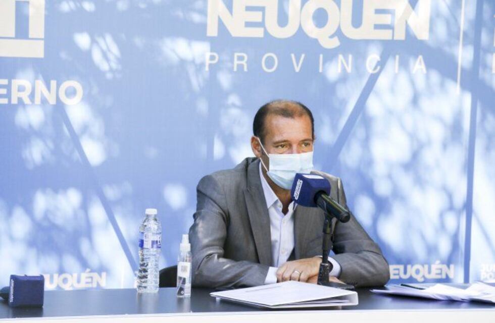 El gobernador de Neuquén dio positivo en COVID-19