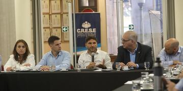 Pullaro participó de una jornada de trabajo en el Centro Comercial e Industrial de Rafaela y la Región