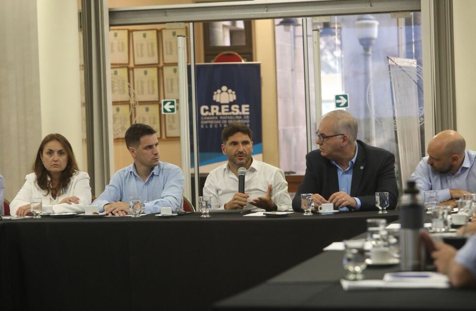 Pullaro destacó en Rafaela la inversión provincial en obra pública para el sector productivo