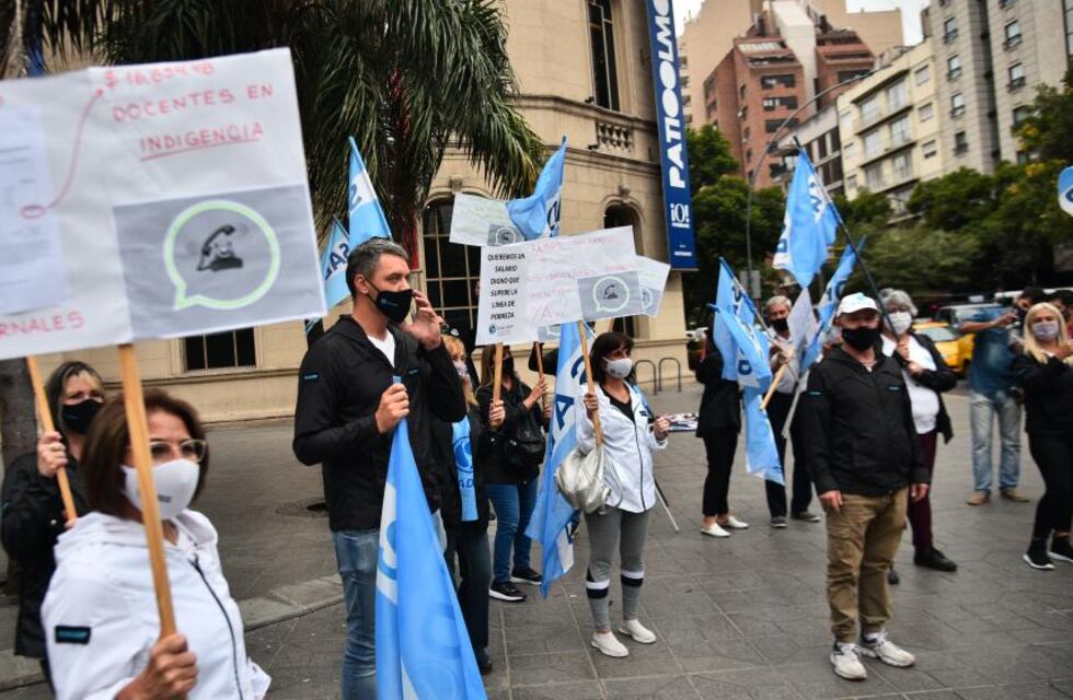 Reclamaron por un aumento salarial para maestras de jardines maternales