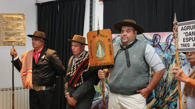 Tres Arroyos: Exitoso acto de apertura en de la fiesta tradicionalista “Entre Asados y Relinchos”