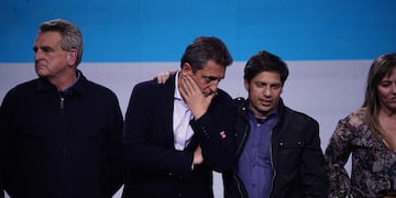 Massa y Kicillof, tras conocer los resultados este domingo. Foto: Clarín