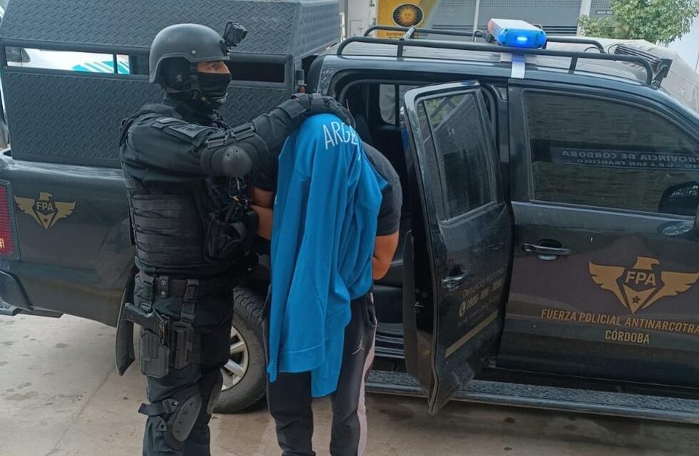 Tres hermanos vendían droga a metros de un merendero en Carlos Paz