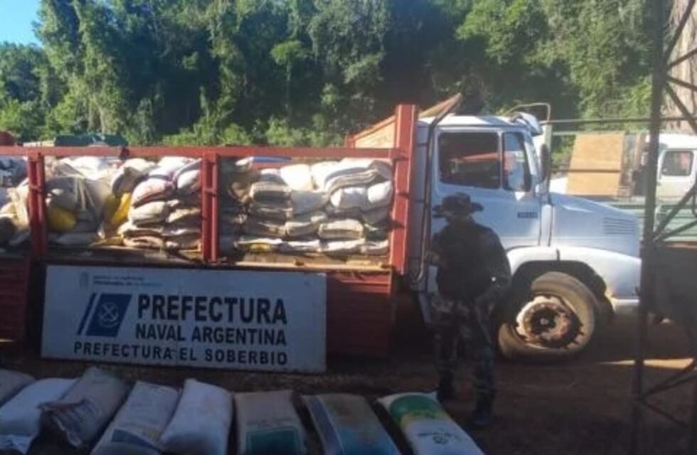 El Soberbio: secuestran cerca de 9 toneladas de soja en la costa del río Uruguay