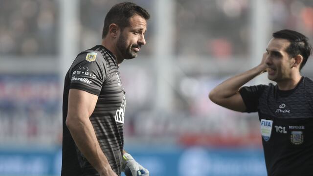 Jorge Carranza atajó por última vez en Instituto contra San Lorenzo. Tiene 42 años.