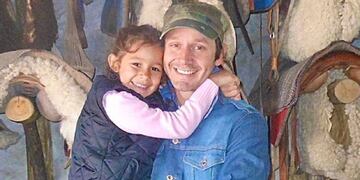 Benjamín Vicuña con Blanca. (Instagram Benjamín Vicuña)