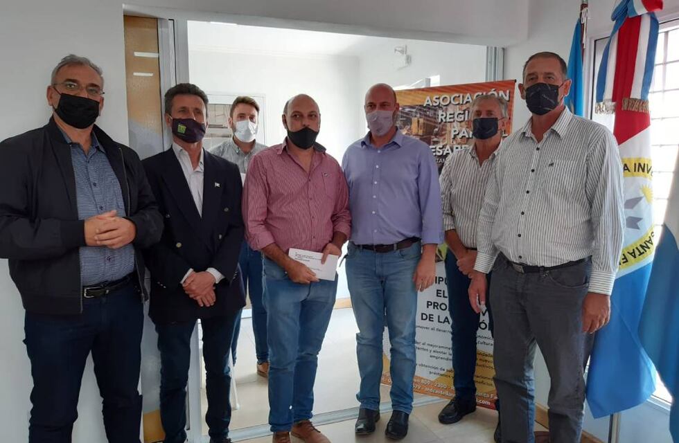 Entregaron créditos de $1 millón a 27 productores del Departamento Castellanos