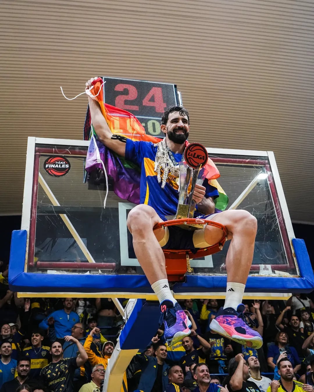 Sebastián Vega