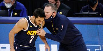 Facu Campazzo la rompió en su debut en la NBA, en el equipo de los Nuggets y se ganó elogios.