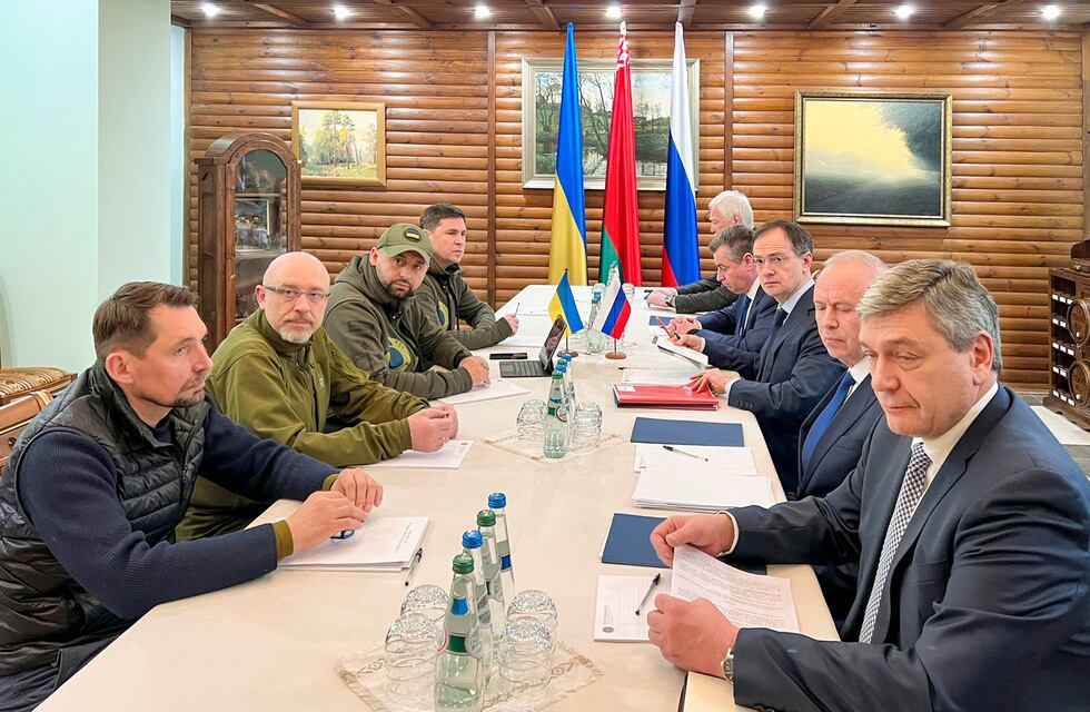 Conflicto Rusia-Ucrania: fracasaron las negociaciones y EEUU notificó sobre el despliegue de todas las tropas de Moscú