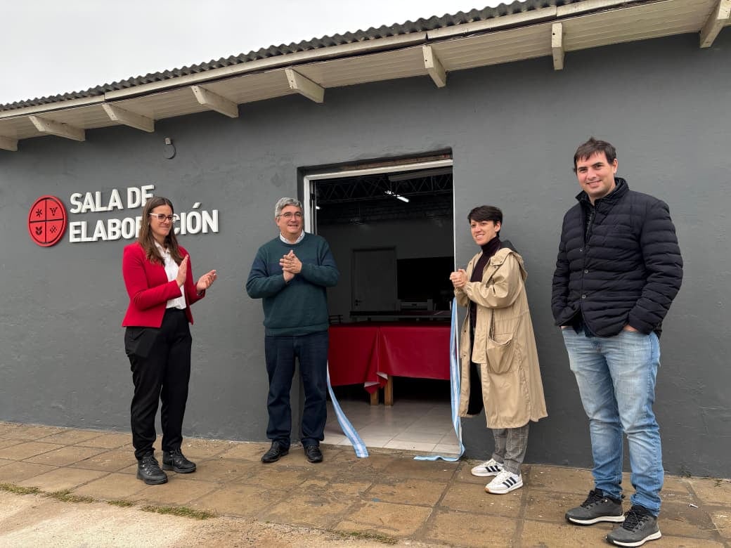 Chaves Municipio inauguró la nueva sala de Elaboración de Alimentos con la presencia del ministro Javier Rodríguez