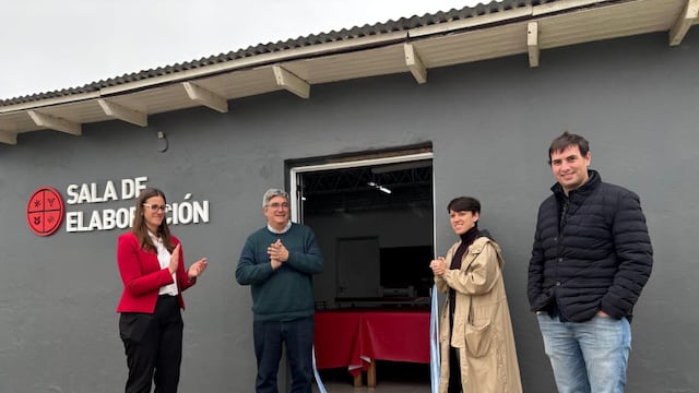 Chaves Municipio inauguró la nueva sala de Elaboración de Alimentos con la presencia del ministro Javier Rodríguez