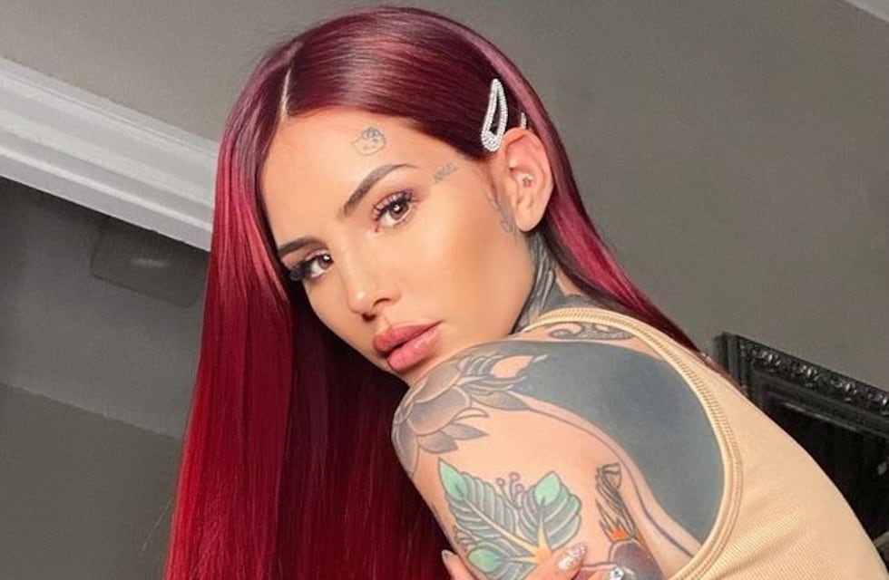 El radical cambio de look de Cande Tinelli: se tiñó el cabello de azul