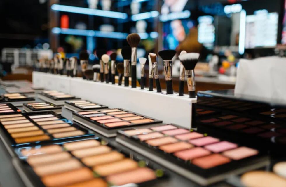 Una joven cordobesa maquilló a su madre, pero las cosas no salieron como lo pensaba