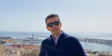 Daniel Carreño dejó Córdoba para instalarse en Almería, España. Allí creó su empresa OHS Hidraúlica. (Foto: La Nación)