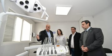 Manzur visitó el centro que atenderá a una población de aproximadamente 10.000 habitantes.