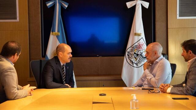 El jefe de Gobierno porteño, Horacio Rodríguez Larreta, recibió hoy en la sede del Gobierno porteño, en Parque Patricios, al encargado de Negocios de la embajada de Ucrania en la Argentina, Sergiy Nebrat, y a integrantes de la comunidad ucraniana.