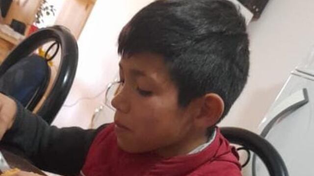 Thiago necesita ayuda con ropa, calzado o cuota del deporte para cumplir su sueño de competir en los Juegos Evita.