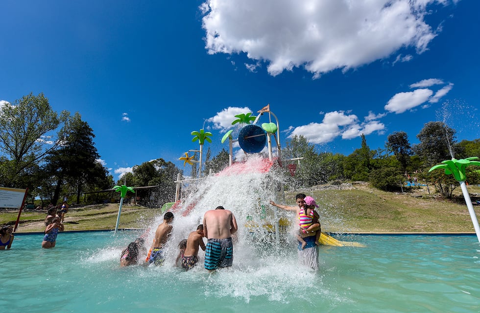 La Falda abrió la licitación para concesionar locales del Complejo 7 Cascadas