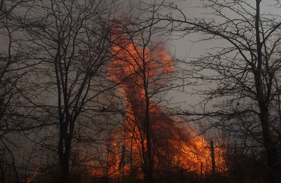 Fuego en las sierras de Córdoba: pronostican un jueves complicado