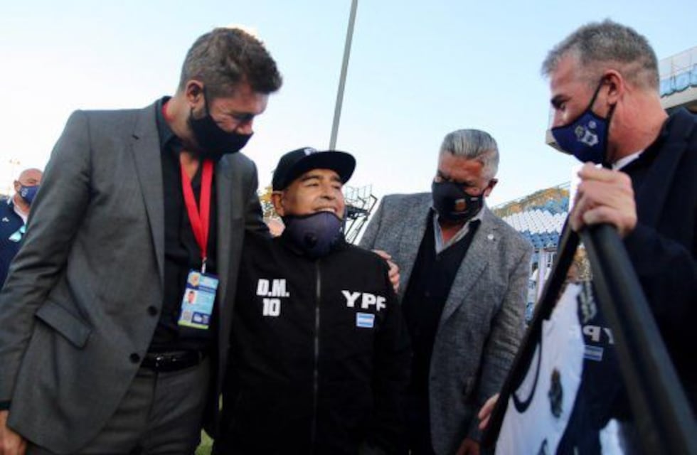 Dalma y Gianinna Maradona denunciarán por encubrimiento y falso testimonio a dos hombres cercanos a su padre