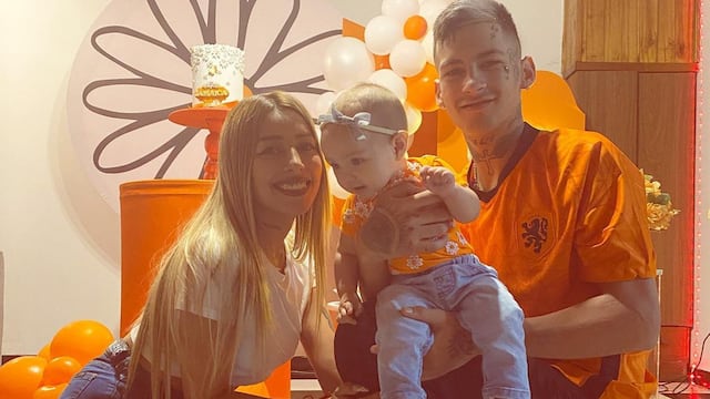 L-Gante y Tamara Báez en un nuevo cumplemés de Jamaica. (Instagram)