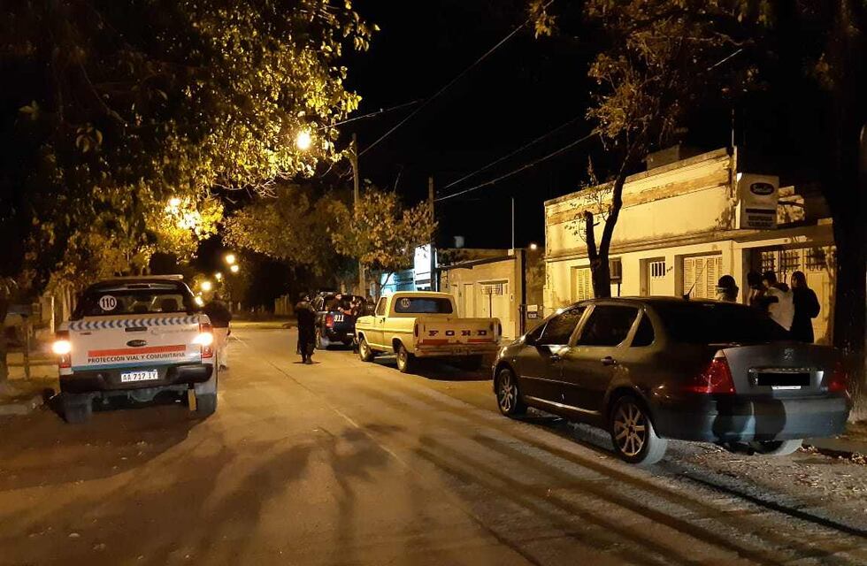 Desbarataron una fiesta clandestina: 6 detenidos que se escaparon por los techos