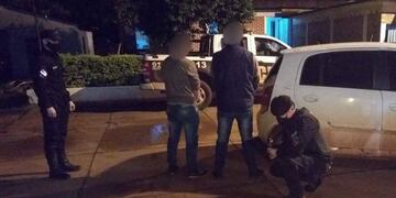 A punta de machete, dos hombres quisieron robar un automóvil en Campo Viera.