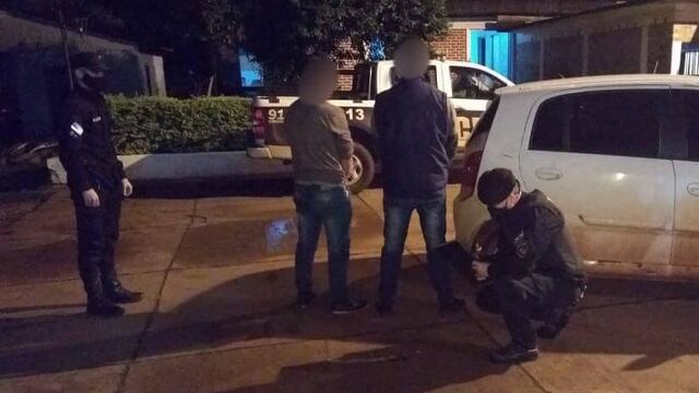 A punta de machete, dos hombres quisieron robar un automóvil en Campo Viera.