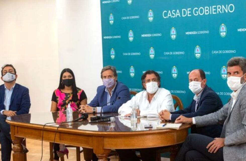 Emir Félix pidió a la comunidad “tomar conciencia” para no implementar más restricciones