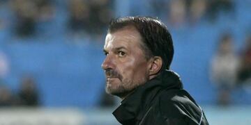 Falleció el DT Gustavo Raggio, entrenador de Estudiantes de Río Cuarto. (Tomy Fragueiro / La Voz).