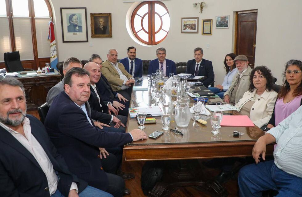 Paritarias 2024: Santa Fe propone un aumento del 12 % para cerrar el año